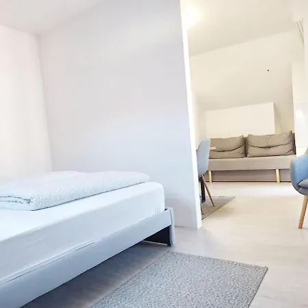 Dora Holiday House Apartment