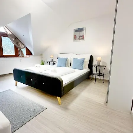 Appartement Dora House & -sauna & Relax By The
