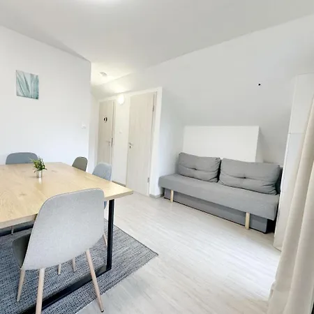 Apartment Dora Holiday House *