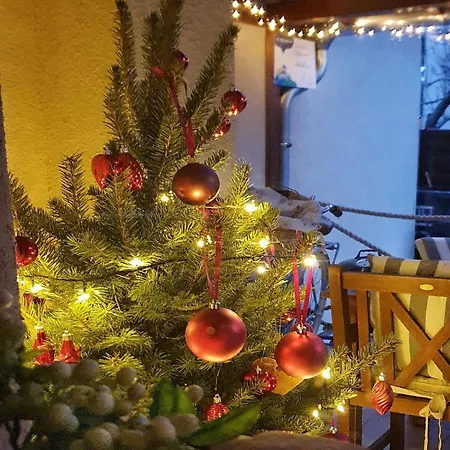 Dora Holiday House Apartment