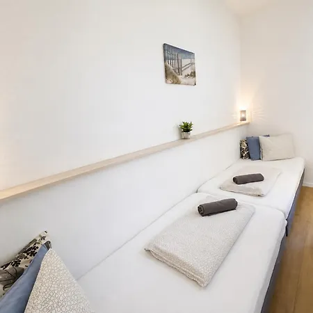Lejlighed Dora House & -sauna & Relax By The Keszthely