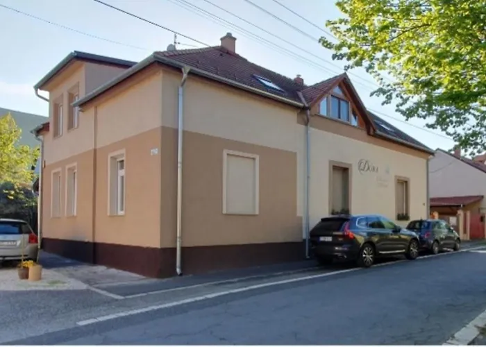 Апартаменты Dora Holiday House Кестхей