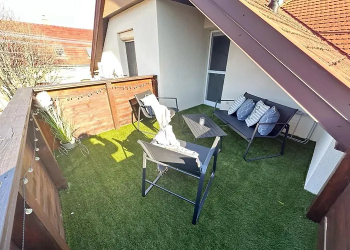 Dora Holiday House Апартаменты *