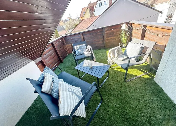 Апартаменты Dora Holiday House *